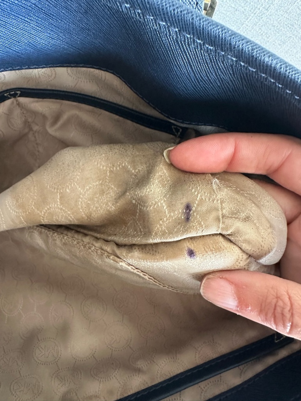 Michael Kors Jet Set Travel Large Laptop Tote | Navy - Picture 7 of 7